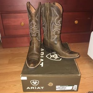 Ariat Boots Round Up D-Toe 8.5